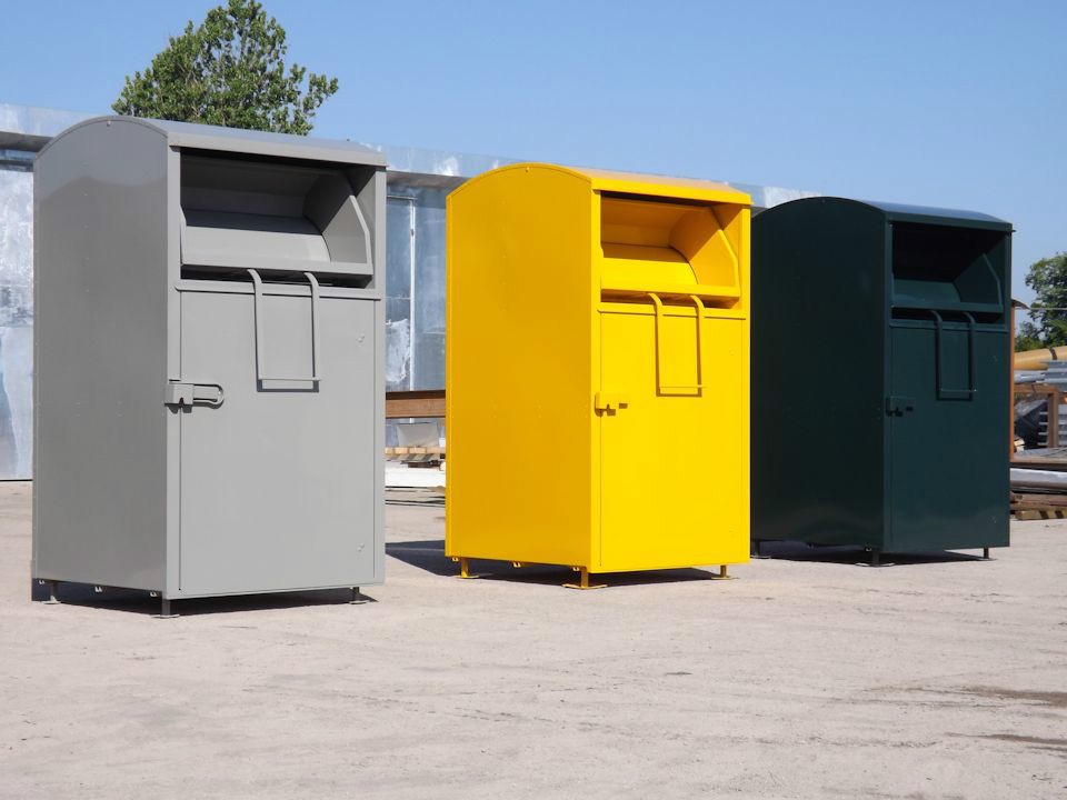 Containers for used clothing Elkoplast